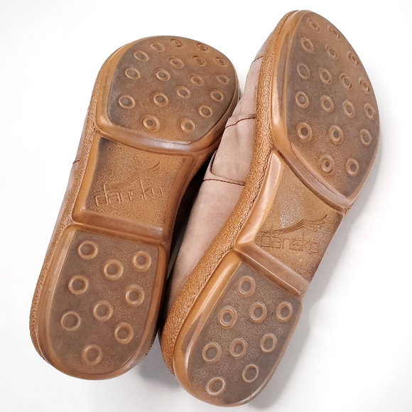 Dansko Wavy Tan Muave Leather Slip On Mules - Picture 7 of 8